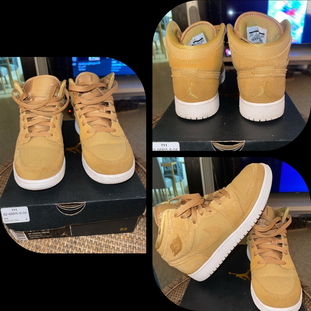 Kids sneakers